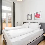 Апарт-отель Bensimon Mitte/wedding 4*