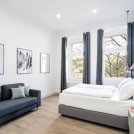 Bensimon Mitte/wedding Appart hôtel 4*