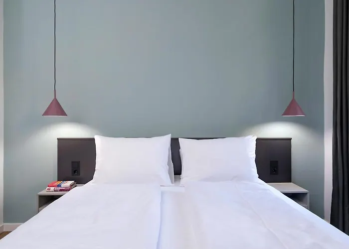 Bensimon Mitte/wedding 4* Berlín